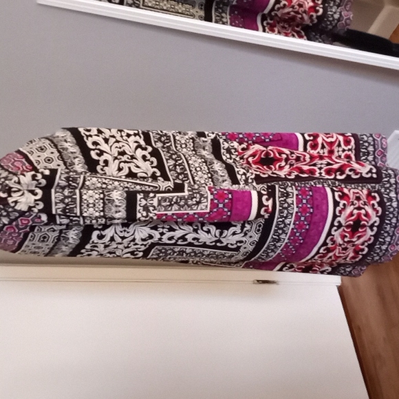 Tiana B. medium slinky multi color dress - Picture 2 of 4